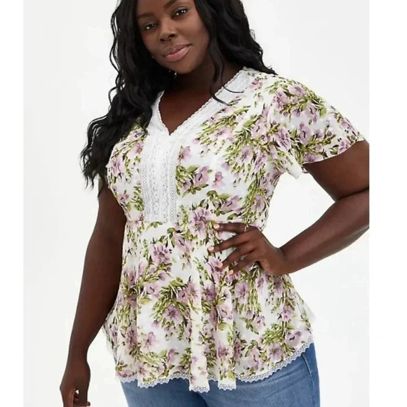 Torrid Peplum Chiffon White Floral Flutter Sleeve Blouse 3X E36 - Picture 1 of 10